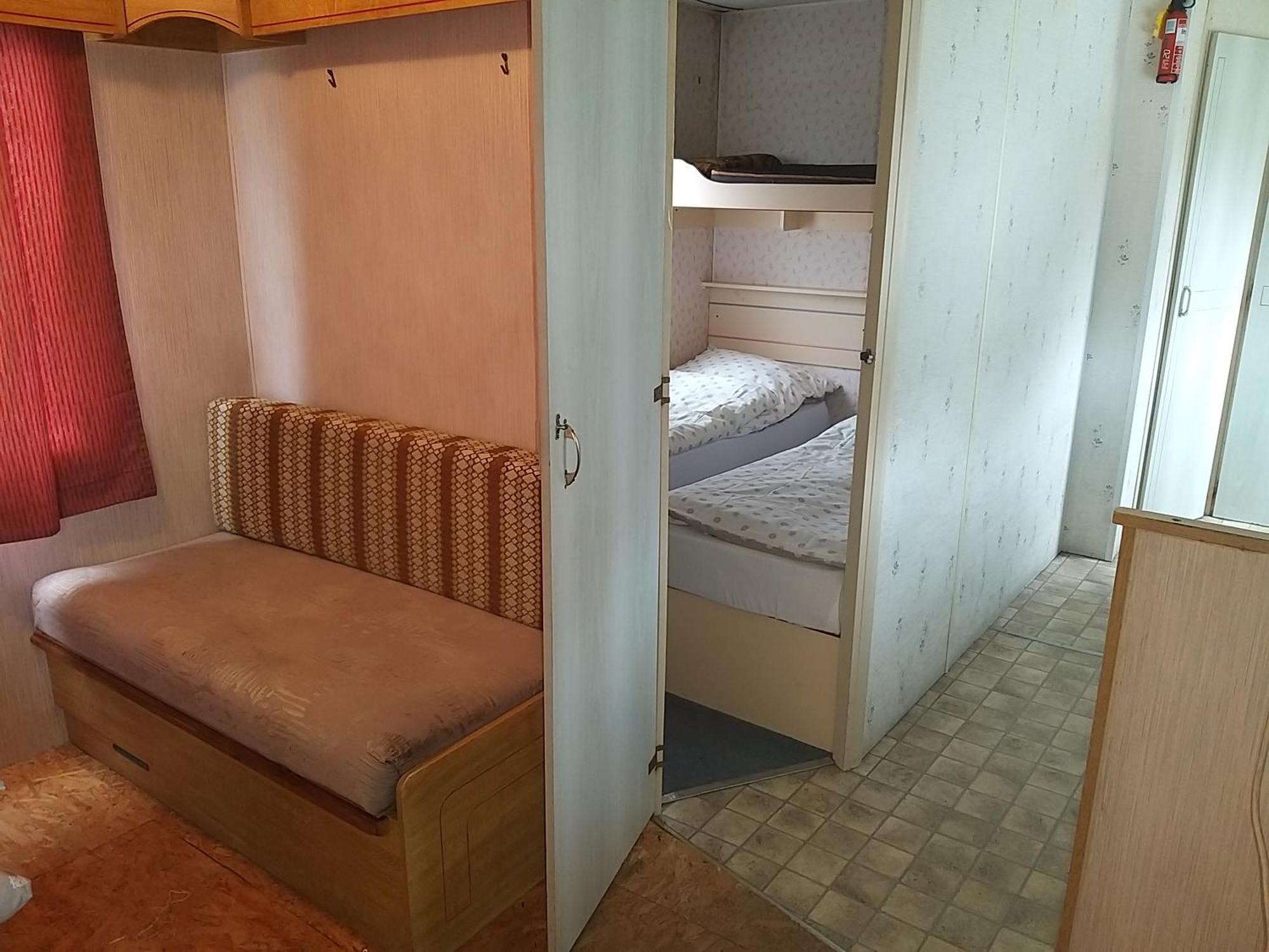 Dworek Leba I Domki Ranczo Itrich Buitenkant foto