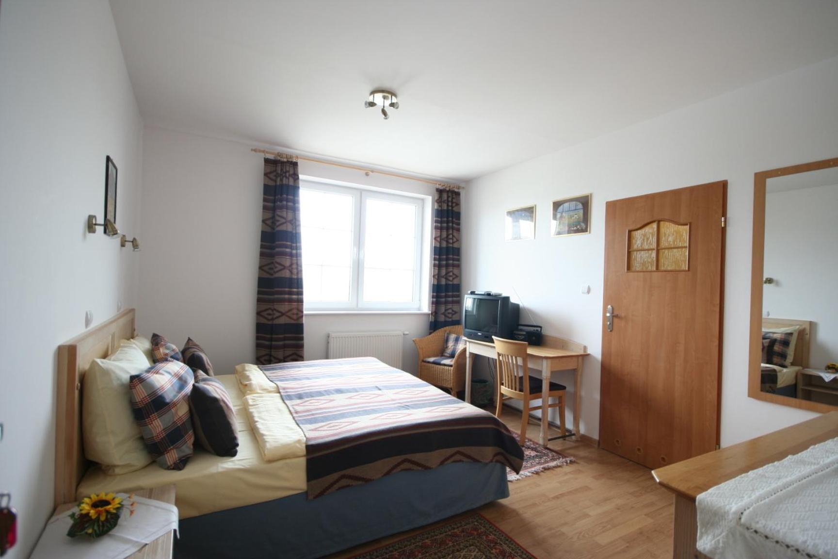 Dworek Leba I Domki Ranczo Itrich Kamer foto